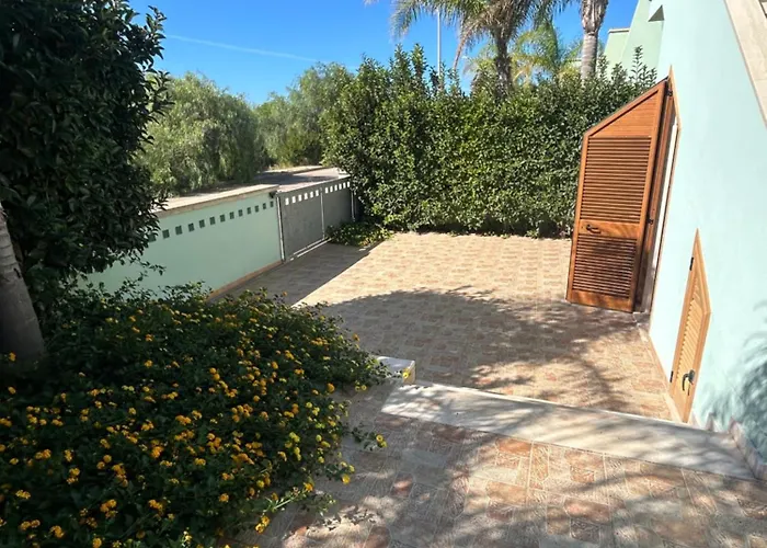 Iris Дом отдыха *